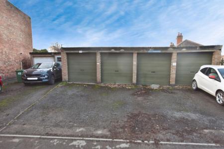 3 bedroom Cottage for sale in Church Street, Shepshed, LE12