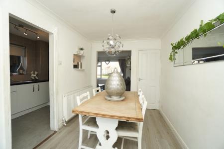 3 bedroom Semi-detached house for sale in Conway Close, Loughborough, LE11