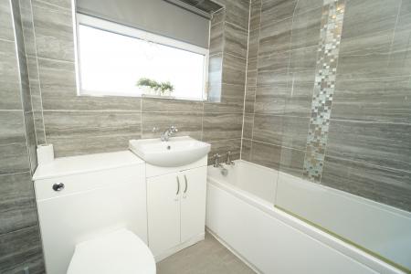 3 bedroom Semi-detached house for sale in Conway Close, Loughborough, LE11