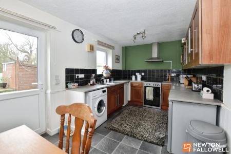 2 bedroom Terraced House for sale in Crawshaw Close, Long Whatton, LE12