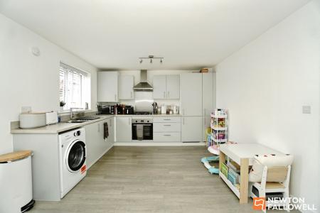 3 bedroom Detached house for sale in Haines Drive, Sileby, LE12