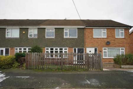 3 bedroom Terraced House for sale in Stirling Avenue, Loughborough, LE11