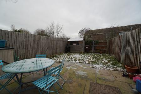 3 bedroom Terraced House for sale in Stirling Avenue, Loughborough, LE11