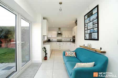 5 bedroom Detached house for sale in Ladybird Close, East Leake, LE12