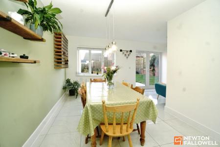 5 bedroom Detached house for sale in Ladybird Close, East Leake, LE12