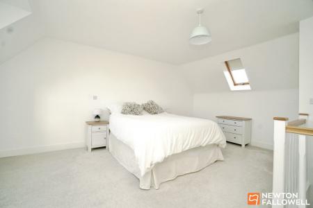 5 bedroom Detached house for sale in Ladybird Close, East Leake, LE12