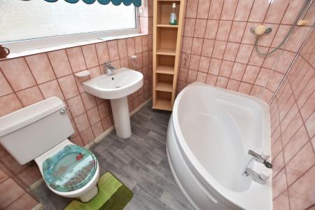 3 bedroom Detached house for sale in Kendal Road, Sileby, LE12