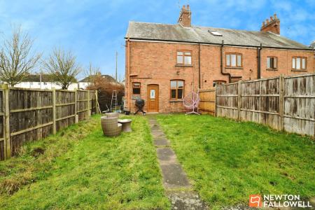 2 bedroom Terraced House for sale in Loughborough Road, Hathern, LE12