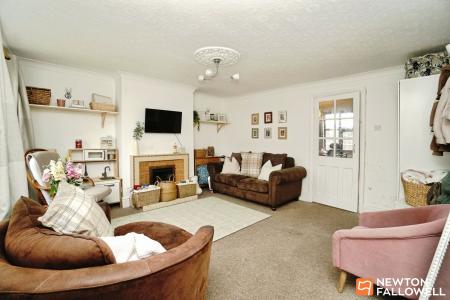 2 bedroom Terraced House for sale in Loughborough Road, Hathern, LE12