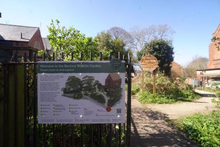 2 bedroom Terraced House for sale in Meadow Lane, Loughborough, LE11