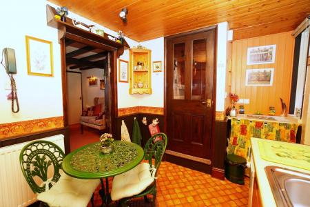 2 bedroom Terraced House for sale in Meadow Lane, Loughborough, LE11