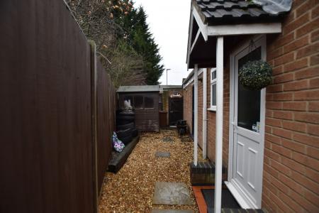 3 bedroom Semi-detached house for sale in Murdoch Rise, Loughborough, LE11