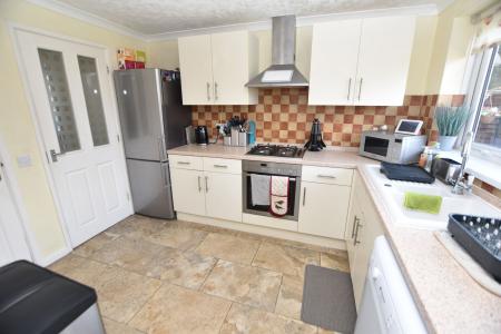 3 bedroom Semi-detached house for sale in Murdoch Rise, Loughborough, LE11
