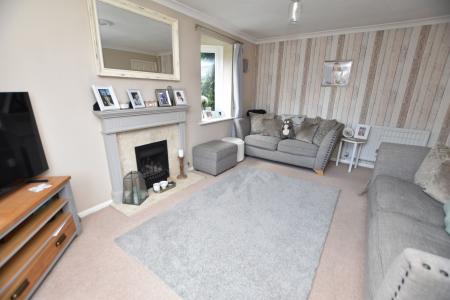 3 bedroom Link detached house for sale in Redwood Road, Loughborough, LE11