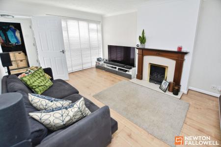 3 bedroom Semi-detached house for sale in Nightingale Avenue, Hathern, LE12