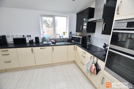 3 bedroom Semi-detached house for sale in Nightingale Avenue, Hathern, LE12