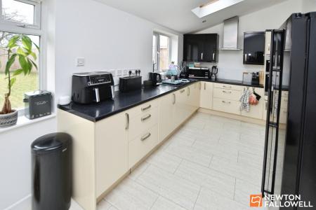 3 bedroom Semi-detached house for sale in Nightingale Avenue, Hathern, LE12