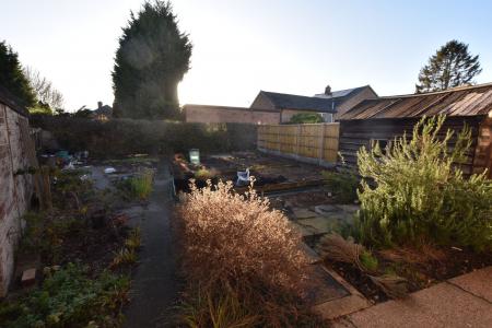 3 bedroom Semi-detached house for sale in Radnor Drive, Shepshed, LE12