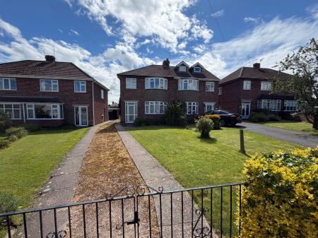 3 bedroom Semi-detached house for sale in Radnor Drive, Shepshed, LE12