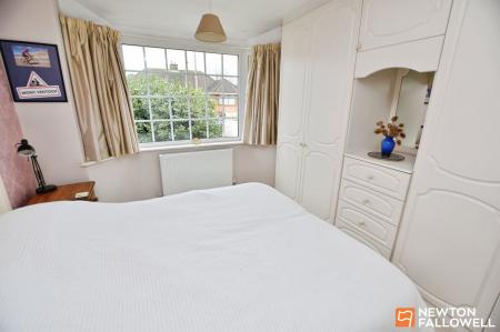 2 bedroom Semi-detached bungalow for sale in Albany Street, Loughborough, LE11