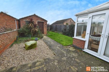 2 bedroom Semi-detached bungalow for sale in Albany Street, Loughborough, LE11