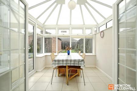 2 bedroom Semi-detached bungalow for sale in Albany Street, Loughborough, LE11