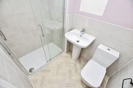 3 bedroom Semi-detached house for sale in Anning Crescent, East Leake, LE12