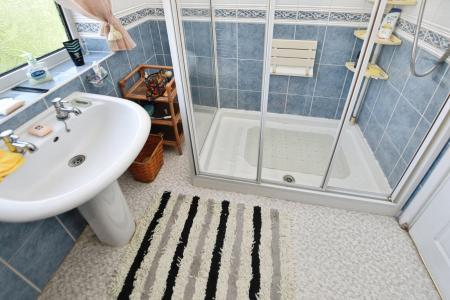 2 bedroom Detached bungalow for sale in Forman Road, Shepshed, LE12