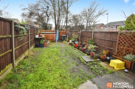 2 bedroom Terraced House for sale in Petworth Drive, Loughborough, LE11