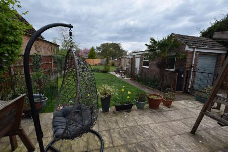 3 bedroom Detached bungalow for sale in Park Road, Loughborough, LE11