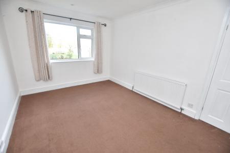 3 bedroom Detached bungalow for sale in Park Road, Loughborough, LE11