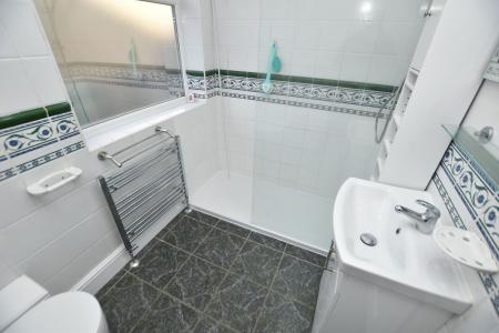 3 bedroom Detached bungalow for sale in Park Road, Loughborough, LE11