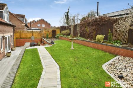 4 bedroom Detached house for sale in Bridge Street, Shepshed, LE12