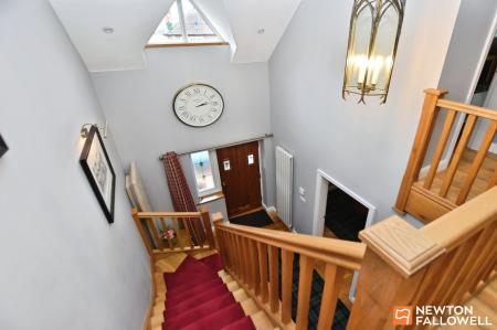 4 bedroom Detached house for sale in Bridge Street, Shepshed, LE12