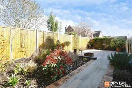 4 bedroom Detached house for sale in Bridge Street, Shepshed, LE12