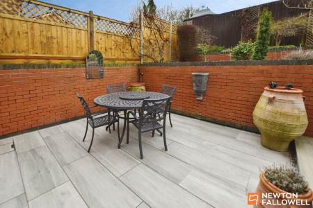 4 bedroom Detached house for sale in Bridge Street, Shepshed, LE12