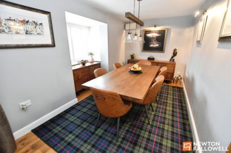 4 bedroom Detached house for sale in Bridge Street, Shepshed, LE12