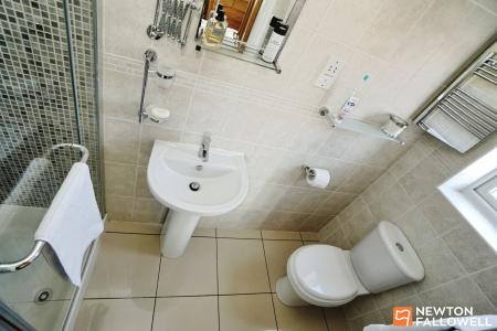 4 bedroom Detached house for sale in Bridge Street, Shepshed, LE12