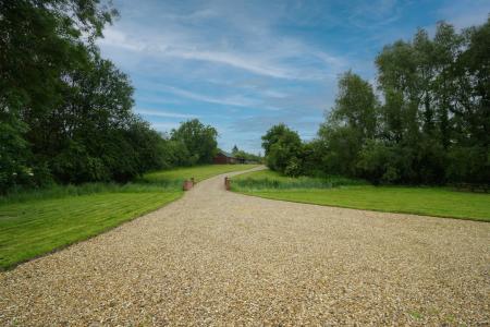 7 bedroom Detached house for sale in Main Street, Long Whatton, LE12