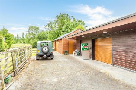 7 bedroom Detached house for sale in Main Street, Long Whatton, LE12