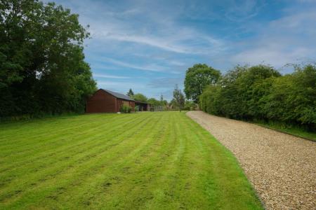 7 bedroom Detached house for sale in Main Street, Long Whatton, LE12