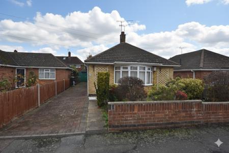 2 bedroom Detached bungalow for sale in Wheatland Drive, Loughborough, LE11