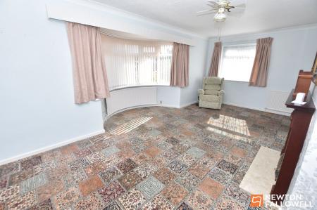 2 bedroom Detached bungalow for sale in Wheatland Drive, Loughborough, LE11