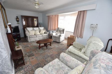 2 bedroom Detached bungalow for sale in Wheatland Drive, Loughborough, LE11