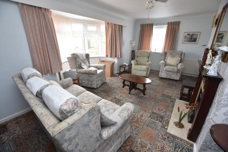 2 bedroom Detached bungalow for sale in Wheatland Drive, Loughborough, LE11