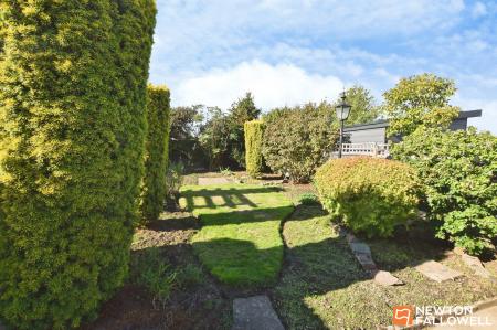 2 bedroom Detached bungalow for sale in Wheatland Drive, Loughborough, LE11
