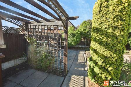2 bedroom Detached bungalow for sale in Wheatland Drive, Loughborough, LE11
