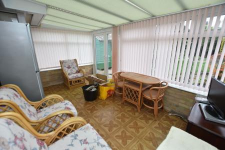 2 bedroom Detached bungalow for sale in Wheatland Drive, Loughborough, LE11