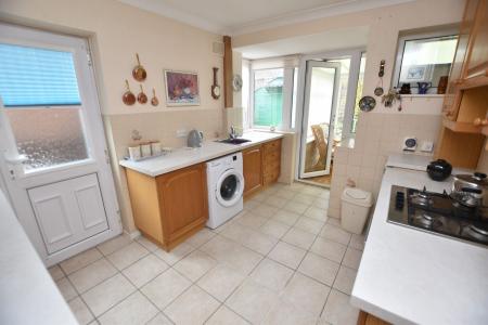 2 bedroom Detached bungalow for sale in Wheatland Drive, Loughborough, LE11