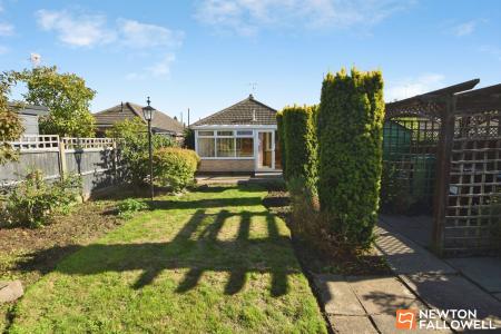 2 bedroom Detached bungalow for sale in Wheatland Drive, Loughborough, LE11